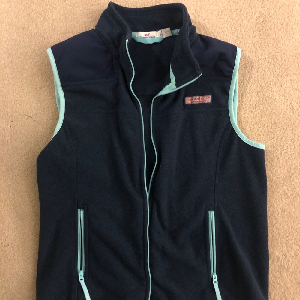 Girls Vineyard Vines fleece vest